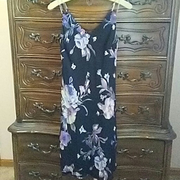 90s Mini Dress Friends - Picture 2 of 4